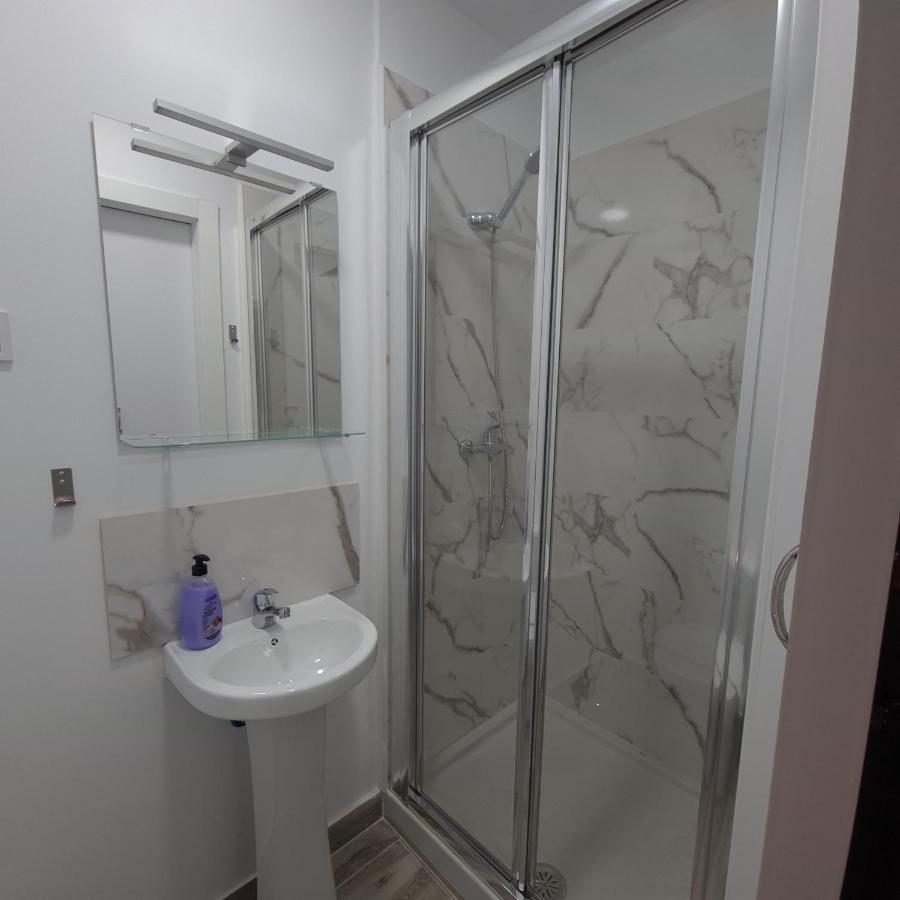 Hostal Vara マドリード エクステリア 写真